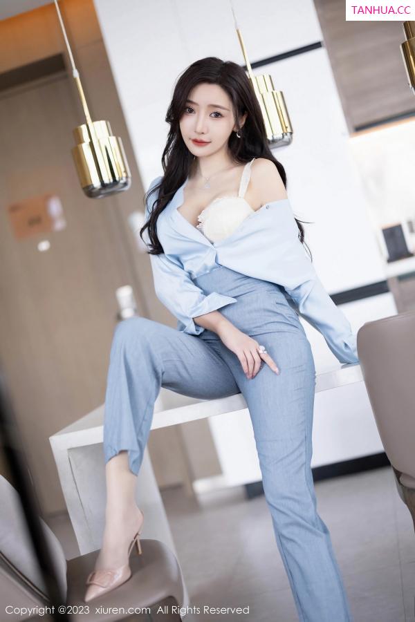 王馨瑶  [XiuRen]高清写真图 2023.07.21 No.7123 王馨瑶yanni 无内肉丝第25张图片